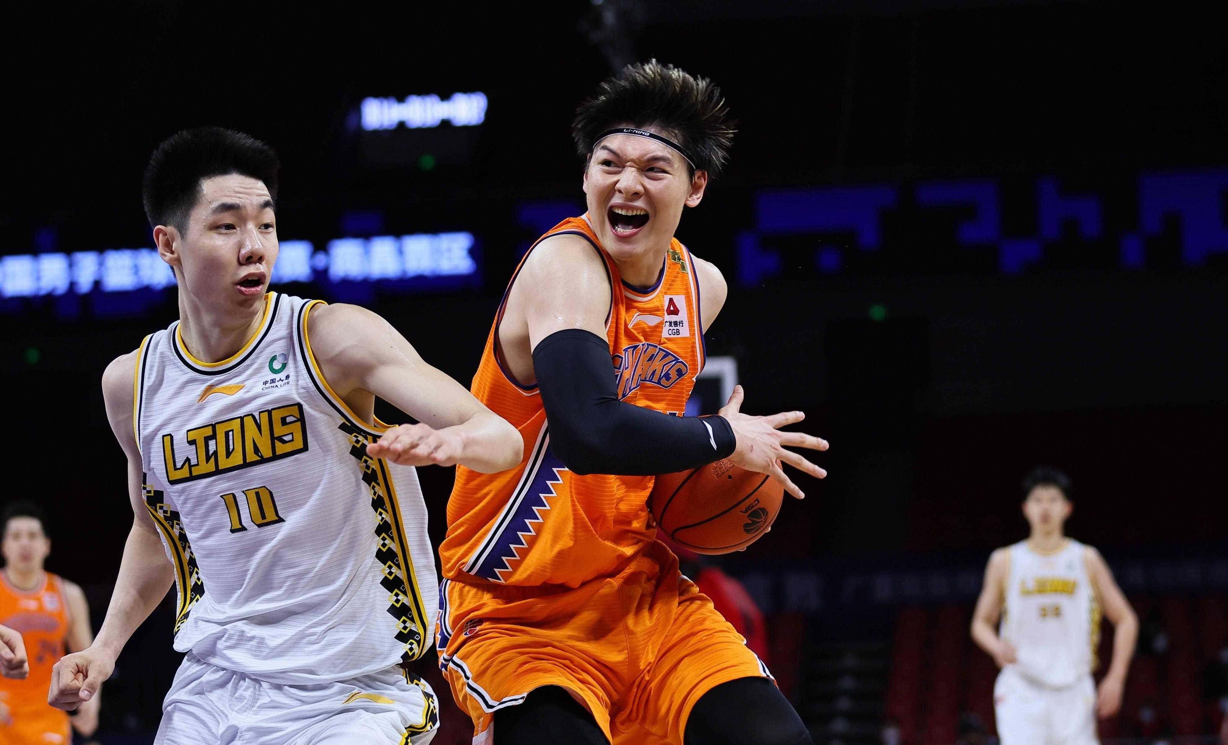 南京男篮溃败山西队,寻求突破机会的简单介绍 南京男篮溃败山西队,寻求突破机会的简单介绍