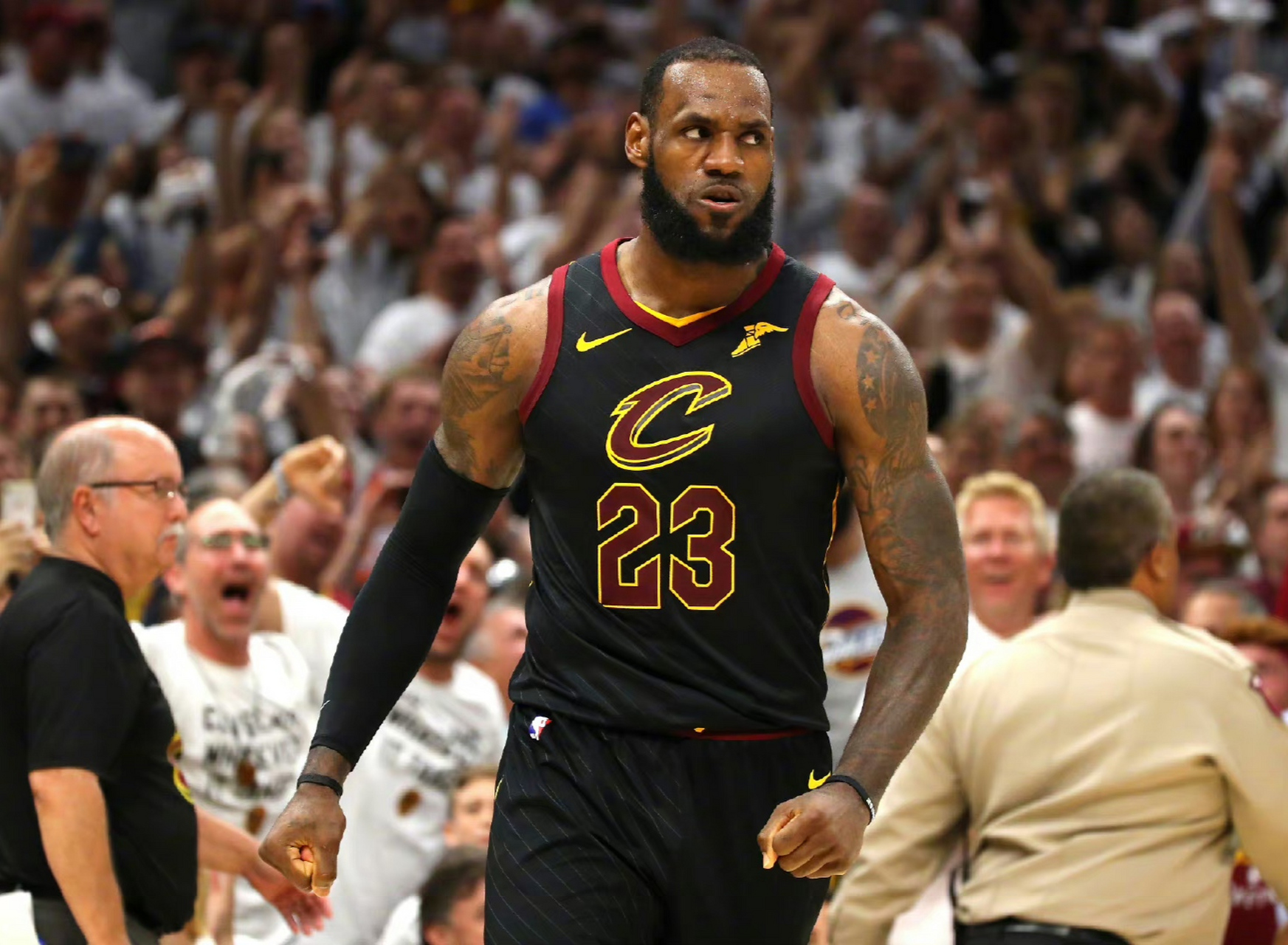 灰狼后卫场均分,成为球队得分王的简单介绍 灰狼后卫场均分,成为球队得分王的简单介绍