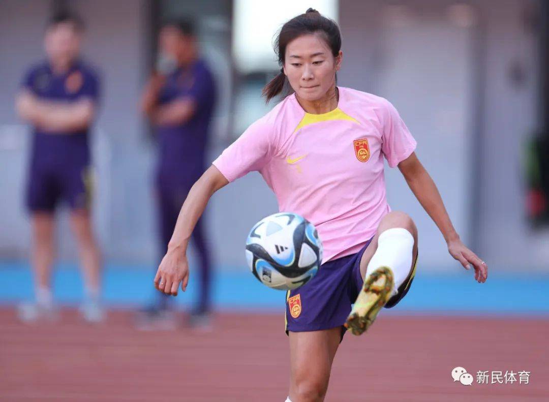 包含赛季女足报告：技战术训练全方位提升的词条