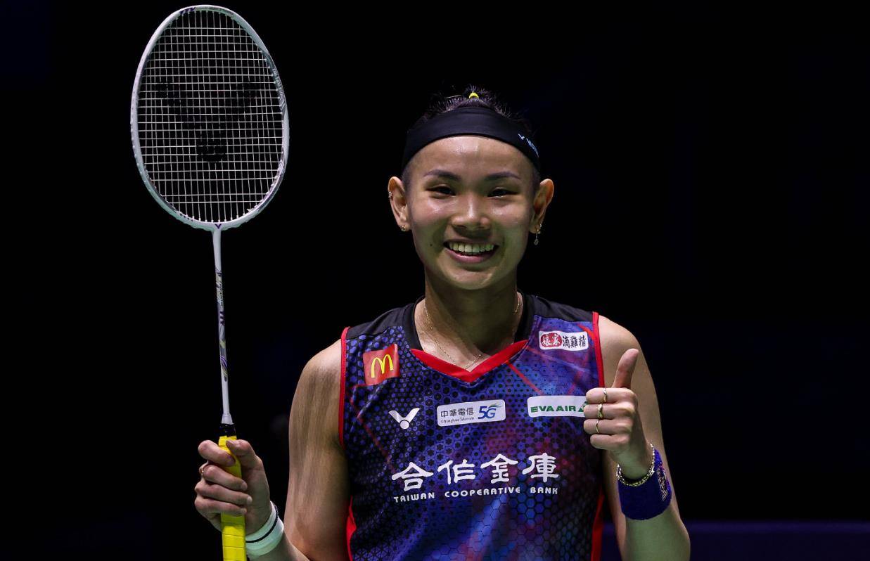 包含日本羽毛球队爆冷印尼羽毛球队，戴资颖惊艳世界的词条