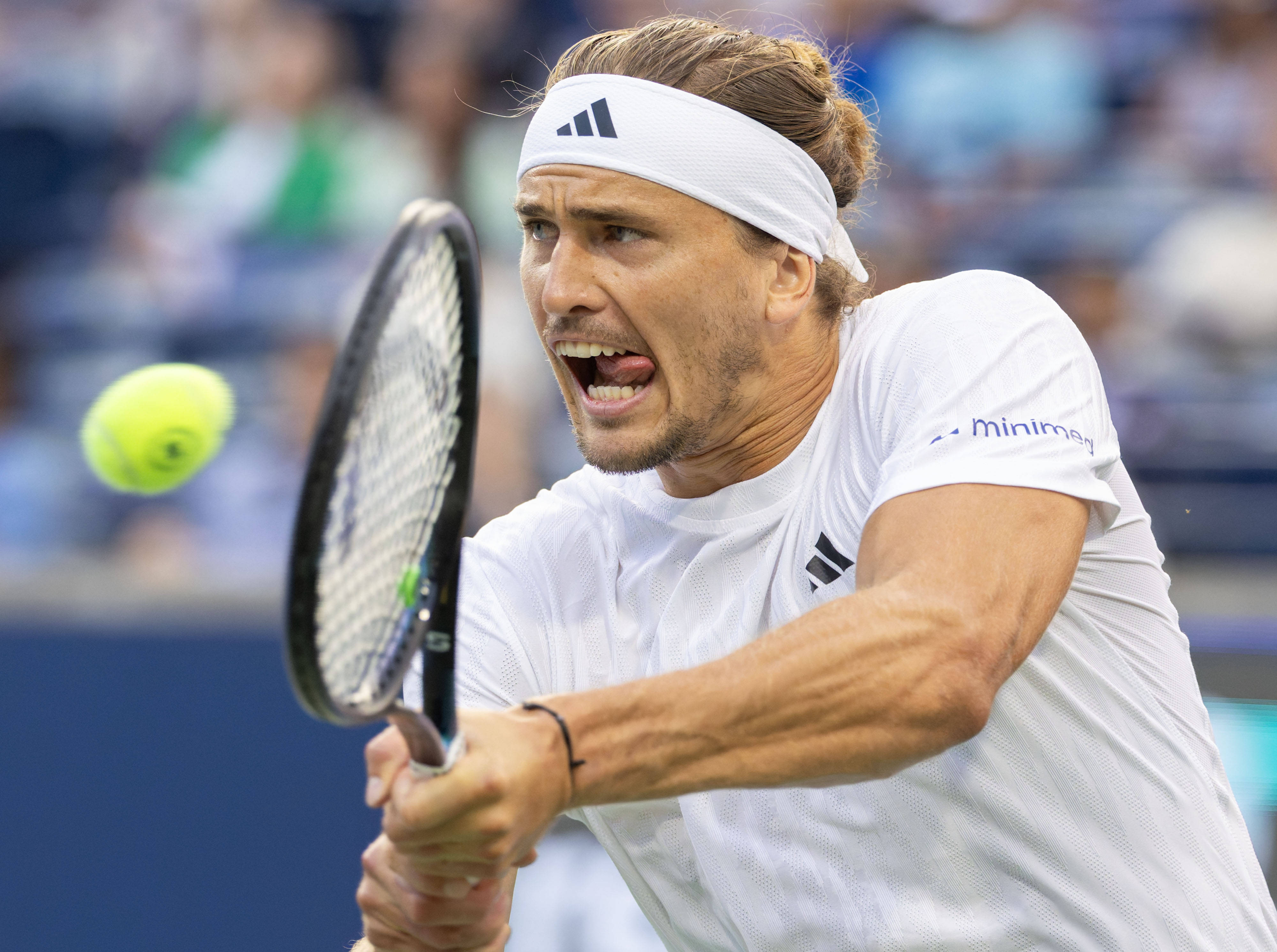 包含意大利网球队爆冷美国网球队,兹维列夫关键制胜的词条 包含意大利网球队爆冷美国网球队,兹维列夫关键制胜的词条