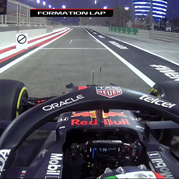 阿斯顿马丁碾压法拉利，塞恩斯刷新纪录的简单介绍