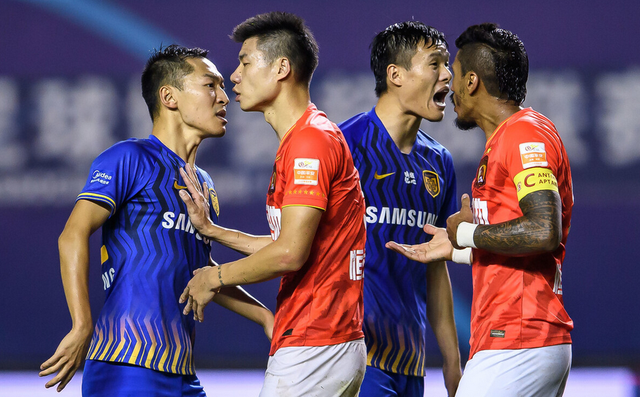 包含广州恒大五名主力缺席，背水一战的词条