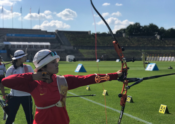 瑞士射箭选手实力突出，成为焦点