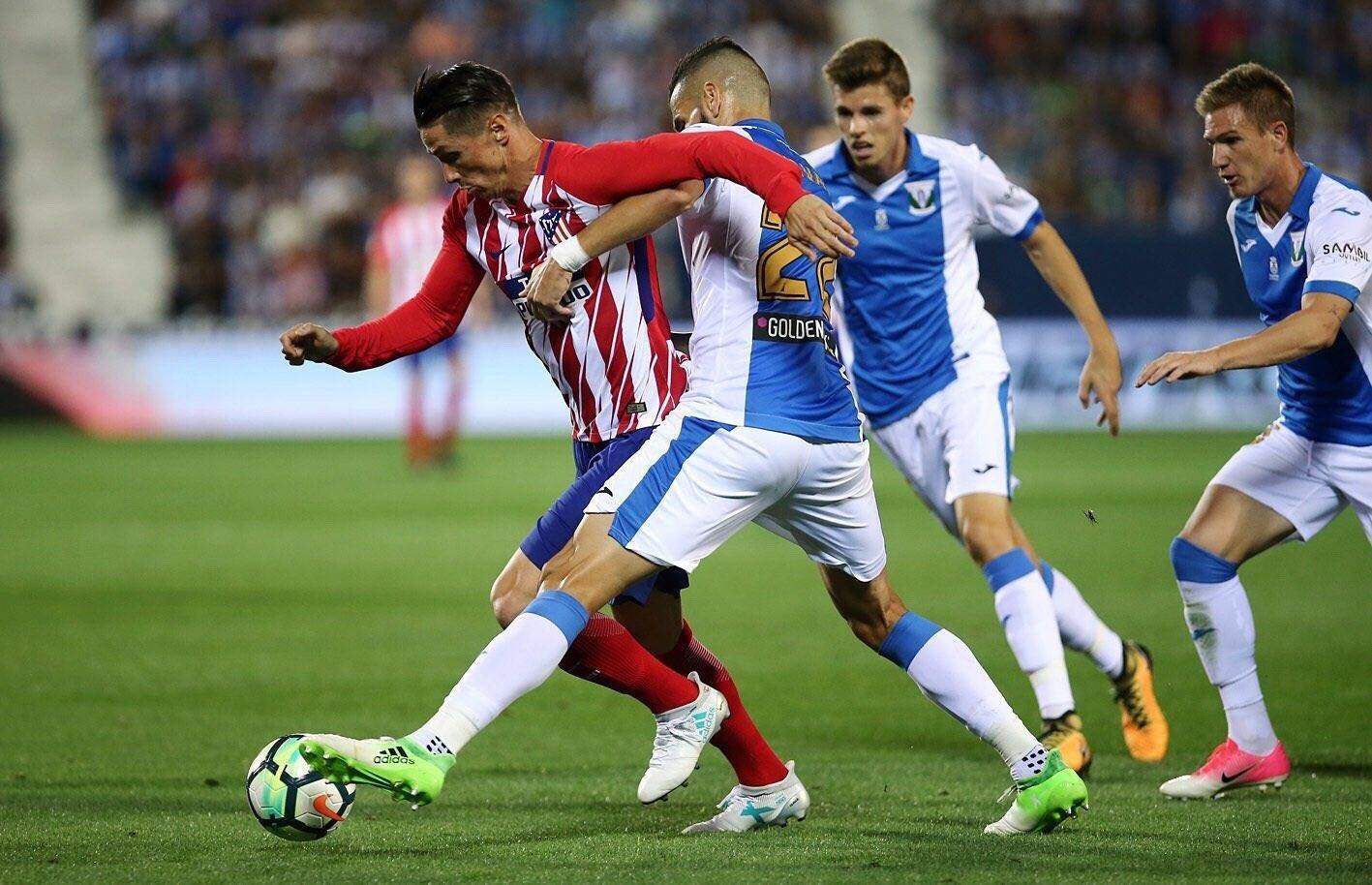 希洪竞技主场告捷，强势追赶前列的简单介绍