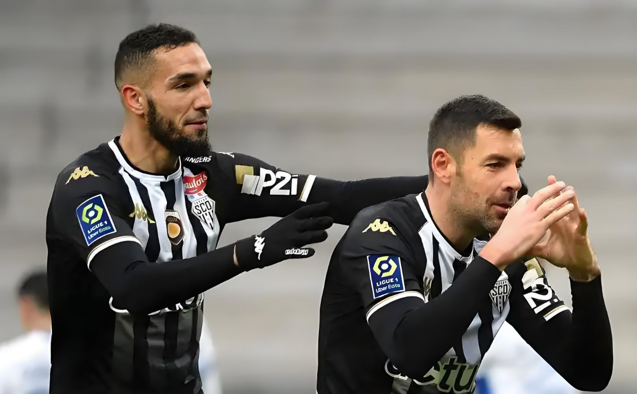 摩纳哥客场击败雷恩，立定冠军希望