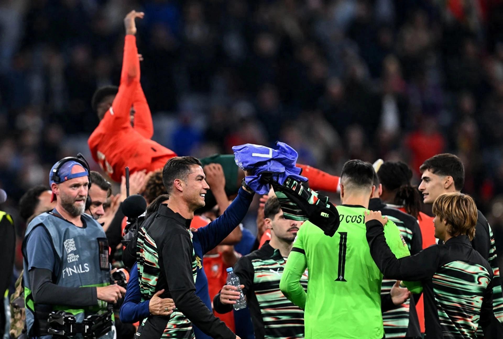 葡萄牙男篮在与法国队的对决中惊险取胜