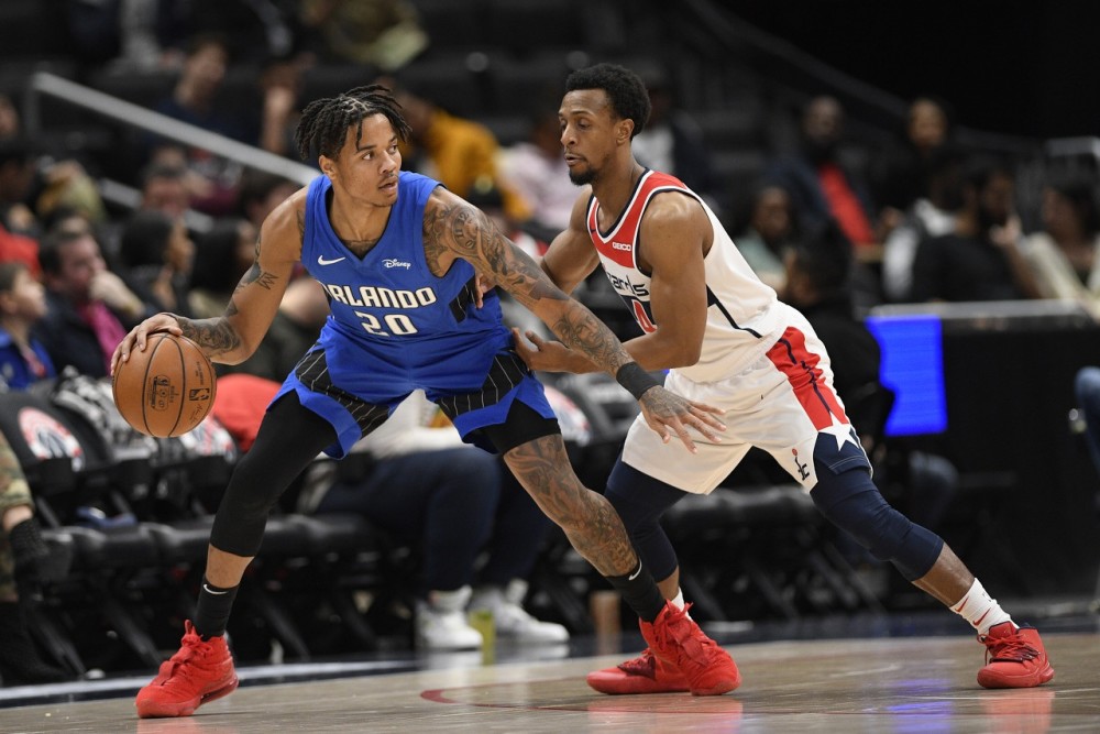 关于魔术完胜江苏队，塔图姆扛起全队的信息