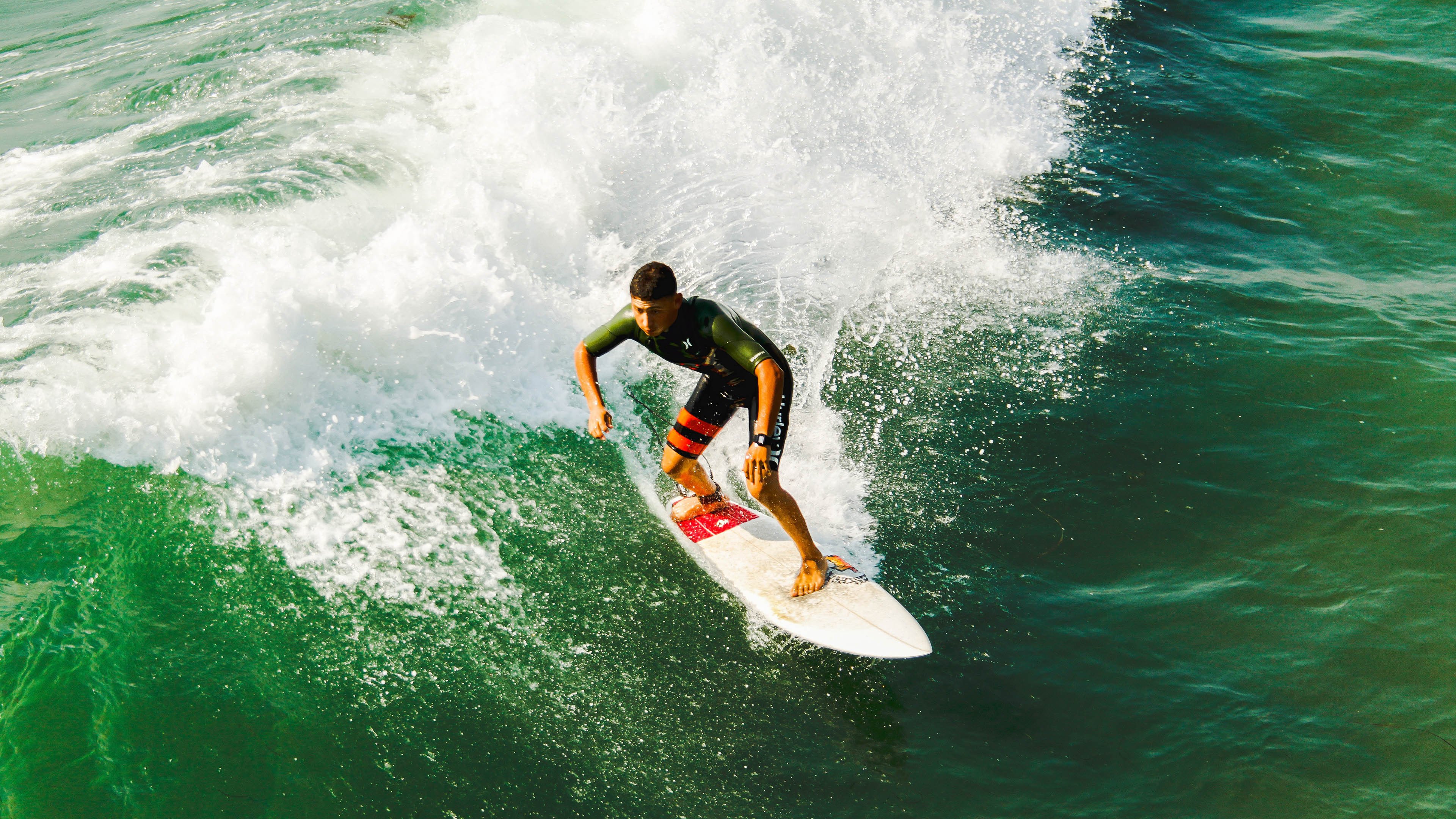阿什拉夫赛后评分拉满,丹麦斩落波兰,一场战术与意志的较量